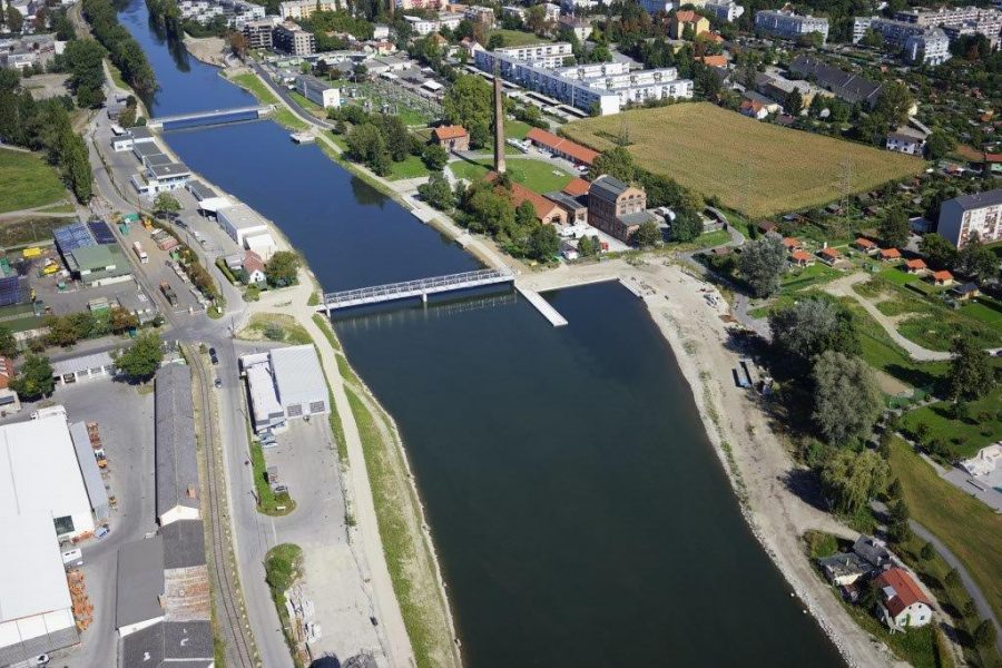Luftaufnahme des Murkraftwerk Graz